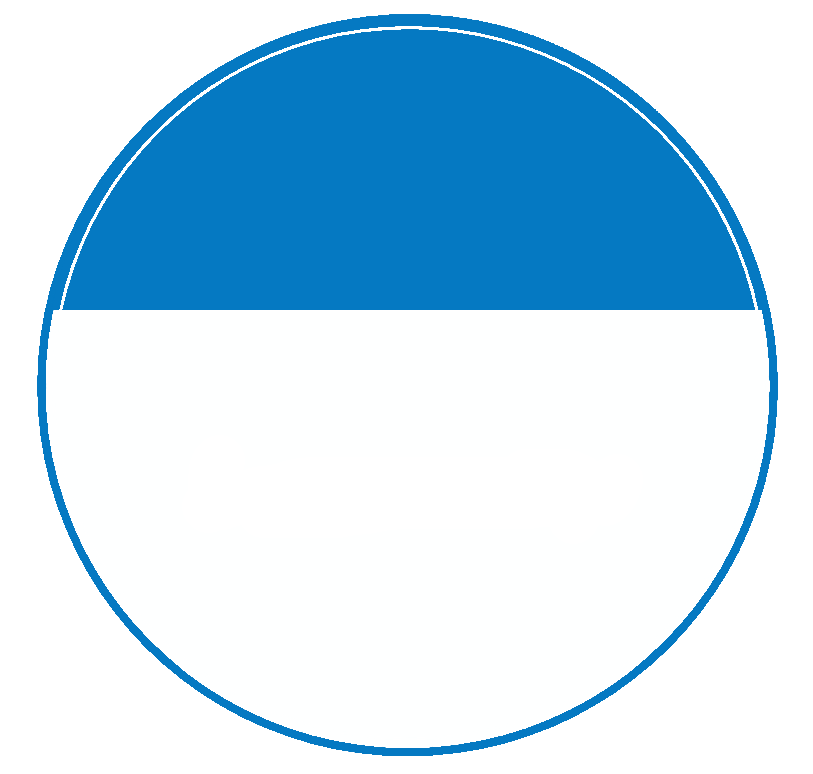 円